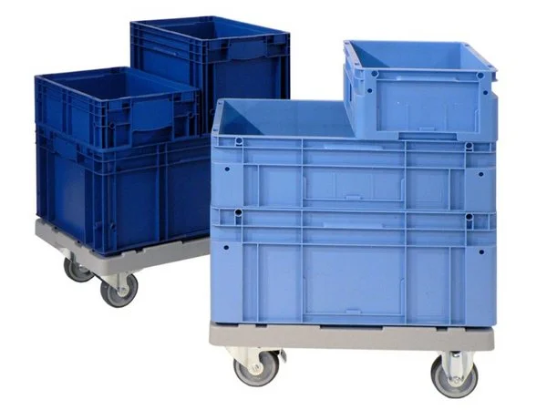 Heavy duty dollies loaded with containers